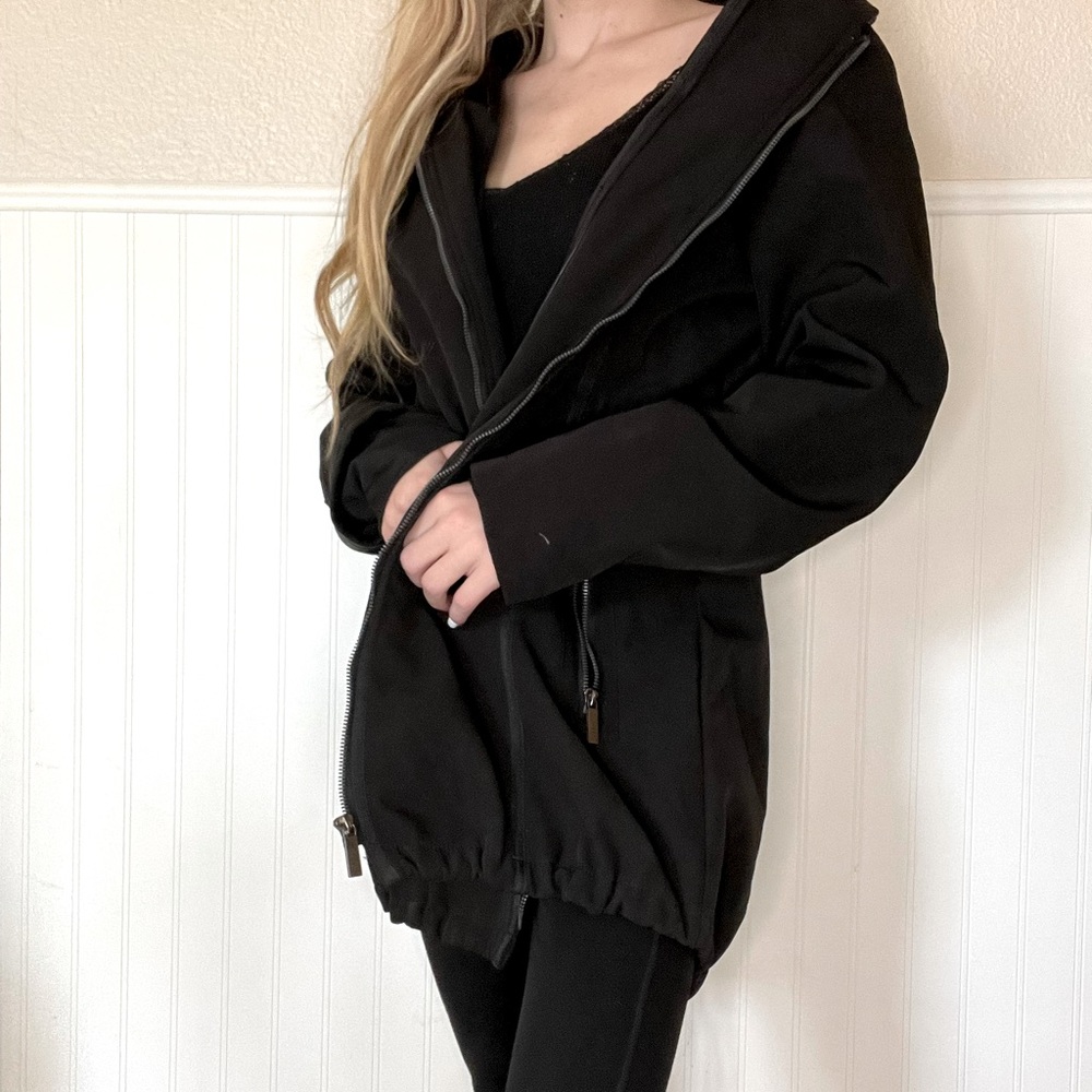WOMENS BLACK JACKET, ZIP UP JACKET, HEAVY DITY JACKET, MEDIUM